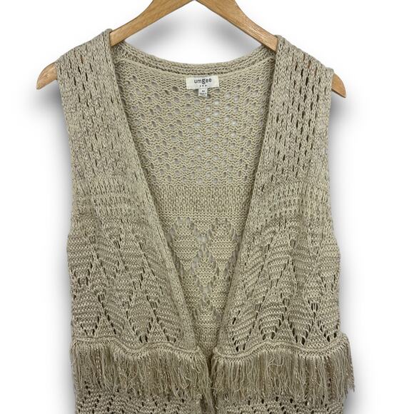 Umgee Shaggy Fringe Boho Crochet Knit Open Vest Sleeveless Cardigan Tan Medium - Picture 2 of 5